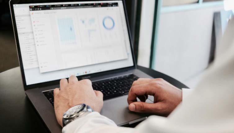 Blandit massa enim nec dui nunc mattis enim ut tellus